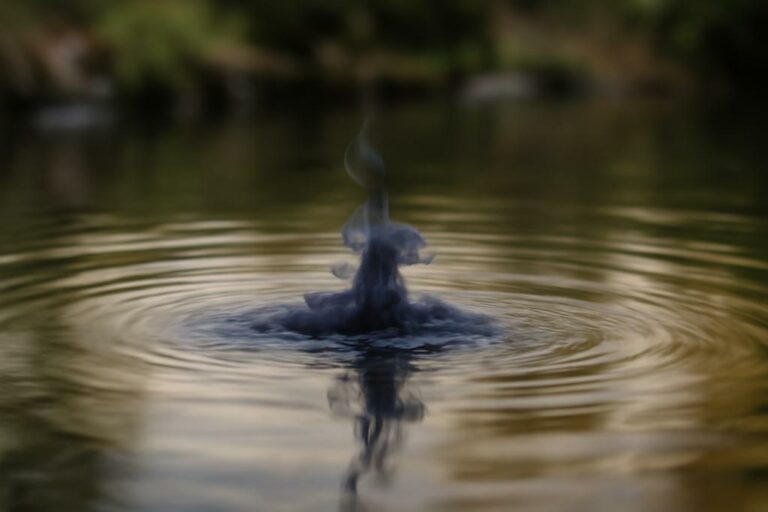 When Symmetry Breaks: How Manifolds Bend Diffusion’s Rules