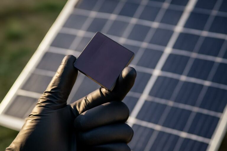 BaCd2P2 Defies Defects as a GaAslike Solar Absorber